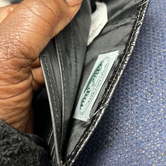 New. Woodland creek black wallet silver hardware - Picture 3 of 4